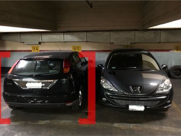 OPORTUNIDAD VENTA COCHERA FIJA AMPLIA TRIBUNALES