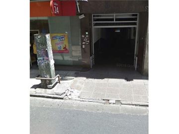 OPORTUNIDAD VENTA COCHERA FIJA AMPLIA TRIBUNALES