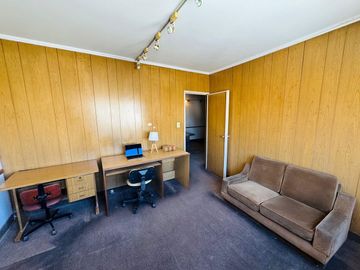 Venta oficina 3 amb en Microcentro con baulera