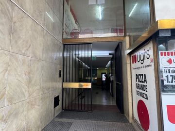 Venta oficina 3 amb en Microcentro con baulera