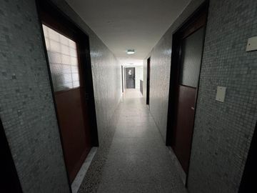 Venta oficina 3 amb en Microcentro con baulera