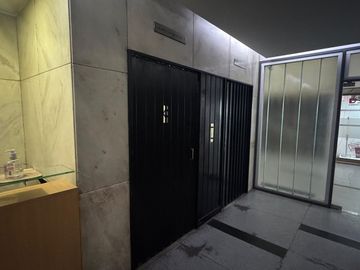 Venta oficina 3 amb en Microcentro con baulera