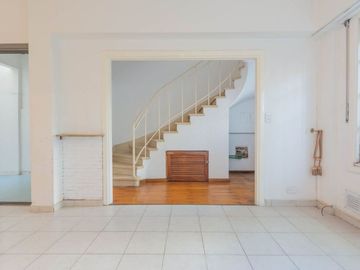 VENTA PH 4 AMBIENTES CON QUINCHO Y TERRAZA COGHLAN