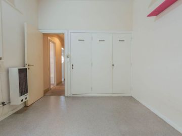 VENTA PH 4 AMBIENTES CON QUINCHO Y TERRAZA COGHLAN