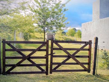 VENTA LOTE EN YACANTO. EXCELENTE VISTA.ESCRITURA