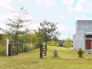 VENTA LOTE EN YACANTO. EXCELENTE VISTA.ESCRITURA