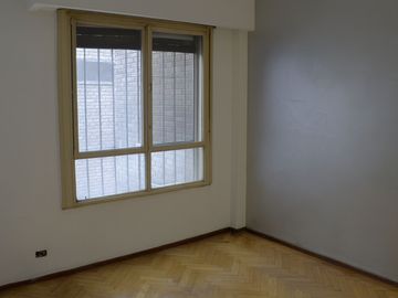 Depto 3 amb con dependencia en cañitas Palermo