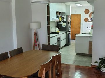VENTA DEPTO URQUIZA 4 AMB. COCHERA BALCÓN TERRAZA