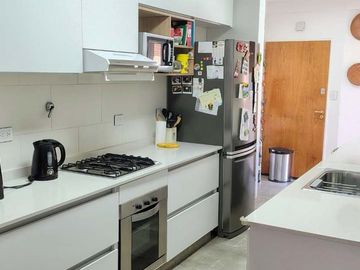 VENTA DEPTO URQUIZA 4 AMB. COCHERA BALCÓN TERRAZA