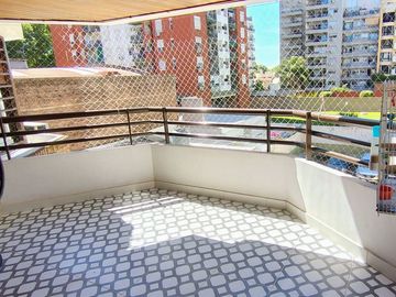 VENTA DEPTO URQUIZA 4 AMB. COCHERA BALCÓN TERRAZA