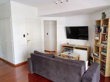VENTA DEPTO URQUIZA 4 AMB. COCHERA BALCÓN TERRAZA