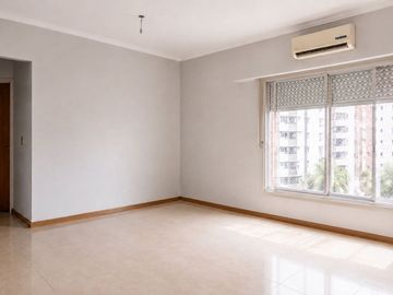 Venta Dto 3 Amb 2 baños , luminoso ! Villa Crespo