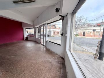 ALQUILER LOCAL EXCELENTE UBICACIÓN EN VILLA DEVOTO