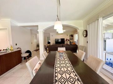 Venta casa 5 amb con pileta en El Lauquen