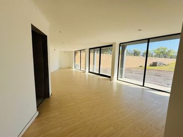 VENTA CASA 12 AMB VILLA DE CAMPO LA COLINA LUJÁN