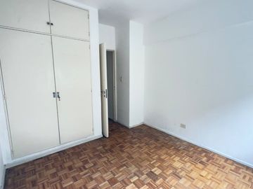 Venta departamento 2 ambientes en Microcentro