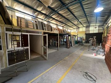 GALPÓN INDUSTRIAL - LOCAL COMERCIAL - DEPARTAMENTO