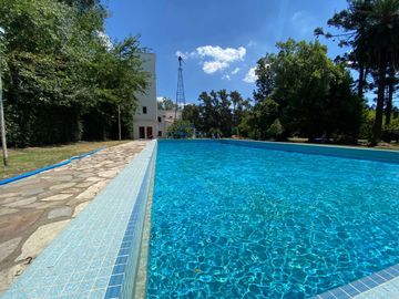 CASA FINCA EN VENTA EN MORENO PISINA PARQUE