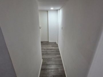 VENTA DEPARTAMENTO 3 AMBIENTES COGHLAN.-