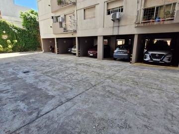 VENTA DEPARTAMENTO 3 AMBIENTES COGHLAN.-