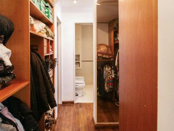 Casa 5 Amb. con Terraza y Cocheras 3 Pisos_ Núñez