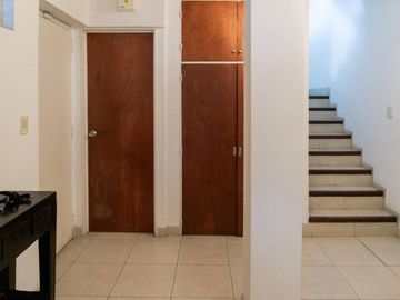 Casa 5 Amb. con Terraza y Cocheras 3 Pisos_ Núñez