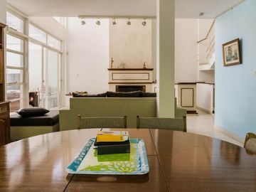 Casa 5 Amb. con Terraza y Cocheras 3 Pisos_ Núñez