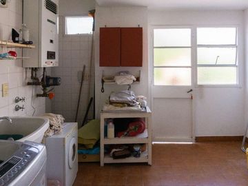 Casa 5 Amb. con Terraza y Cocheras 3 Pisos_ Núñez