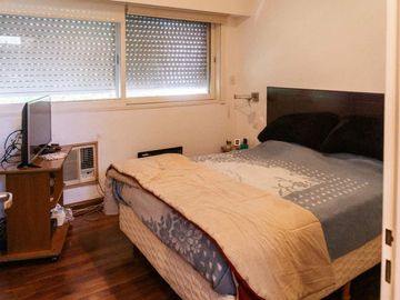 Casa 5 Amb. con Terraza y Cocheras 3 Pisos_ Núñez