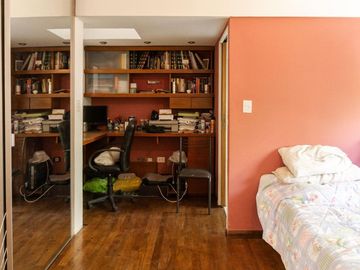 Casa 5 Amb. con Terraza y Cocheras 3 Pisos_ Núñez