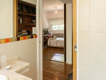 Casa 5 Amb. con Terraza y Cocheras 3 Pisos_ Núñez
