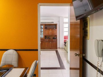 Casa 5 Amb. con Terraza y Cocheras 3 Pisos_ Núñez