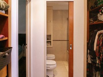 Casa 5 Amb. con Terraza y Cocheras 3 Pisos_ Núñez
