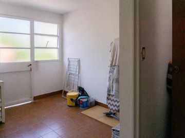 Casa 5 Amb. con Terraza y Cocheras 3 Pisos_ Núñez