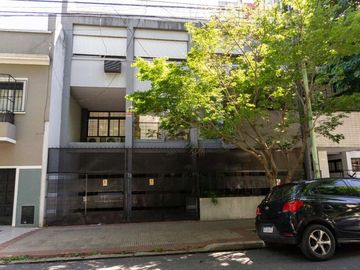 Casa 5 Amb. con Terraza y Cocheras 3 Pisos_ Núñez