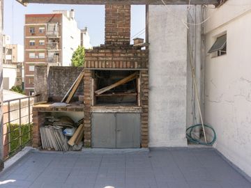Casa 5 Amb. con Terraza y Cocheras 3 Pisos_ Núñez