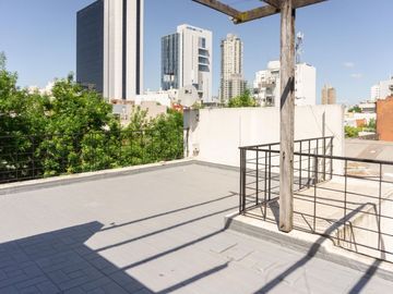 Casa 5 Amb. con Terraza y Cocheras 3 Pisos_ Núñez