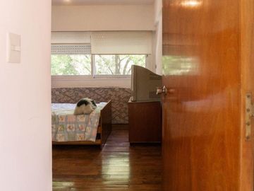 Casa 5 Amb. con Terraza y Cocheras 3 Pisos_ Núñez