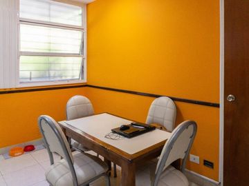 Casa 5 Amb. con Terraza y Cocheras 3 Pisos_ Núñez