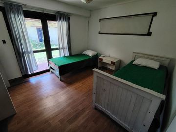 Casa de 7 ambientes en reserva Atlántida