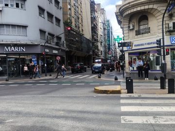 VENTA  COCHERA FIJA CUBIERTA (zona Tribunales)