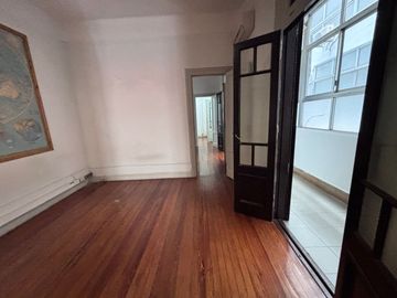 Venta dpto 5 ambtes San Nicolas Frente Luna Park
