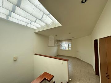Casa en condominio en renta en Coaxustenco, Metepec