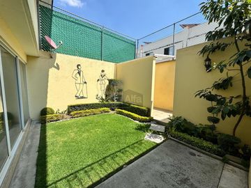 Casa en condominio en renta en Coaxustenco, Metepec
