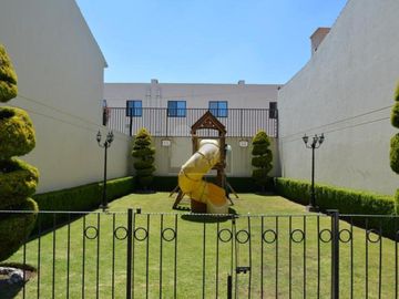 Casa en condominio en renta en Coaxustenco, Metepec
