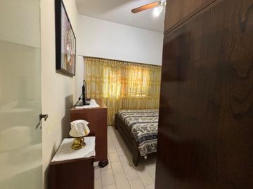 VENTA CASA 3 AMB VILLA LUZURIAGA / DEPOSITO