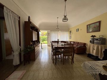VENTA CASA 3 AMB VILLA LUZURIAGA / DEPOSITO