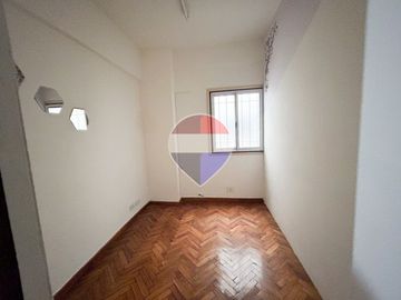 DEPARTAMENTO 3 AMBIENTES - VENTA - FLORES