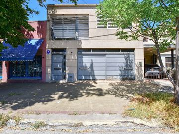 CASA 5 DORMITORIOS EN VENTA LA PLATA CON PILETA