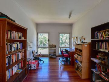 CASA 5 DORMITORIOS EN VENTA LA PLATA CON PILETA